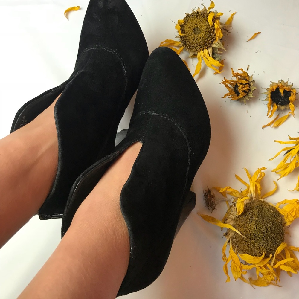 Steven Phyllis Deep V Cut Bootie High Heel Ankle